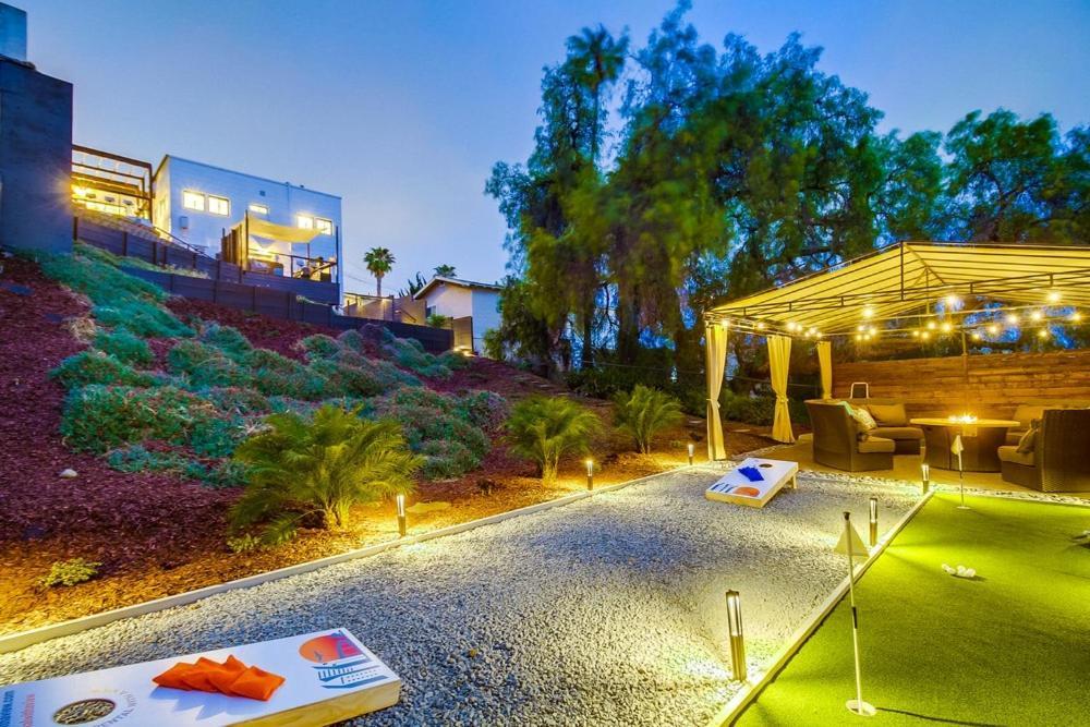 Holiday home New! Great Escape 2 W/ Views, Hot Tub, Games, Safari Tent, Golf *
